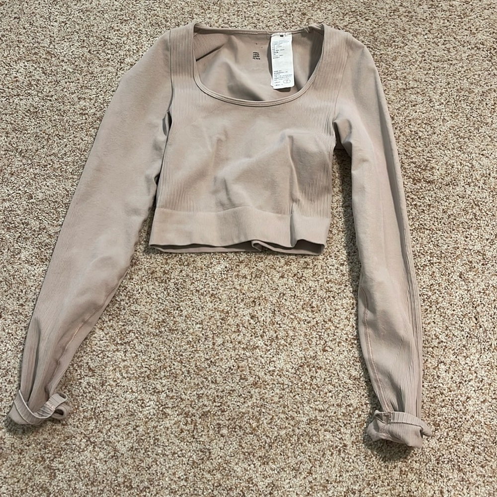 Gilly hicks tan cropped athletic long sleeve, size small